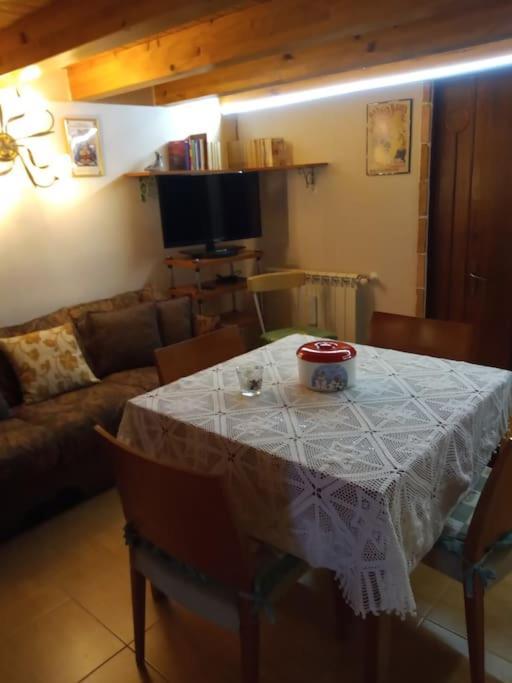 Loft Sotto Il Vulcano, Con Posto Auto Privato Zafferana Etnea Exterior photo